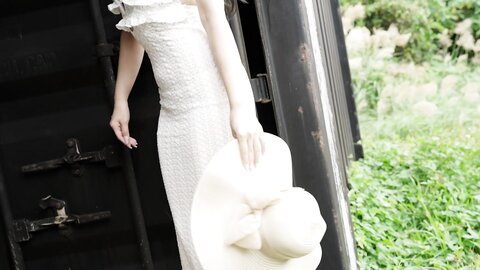 REBD-932 Ryo2 Encounter Of Sunlight Through The Trees, Ryo Aiyumi