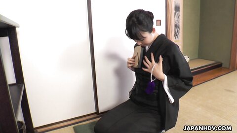 Asian  Manami Ueno 302