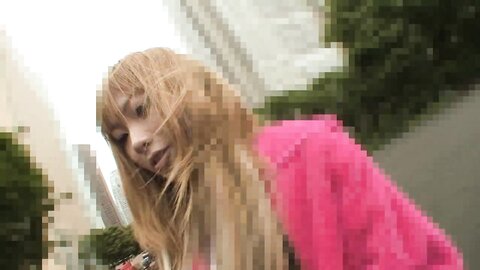 Beautiful Asia Girl Stretches Horny The Ass In The Air And Can Be Fucked Really Horny