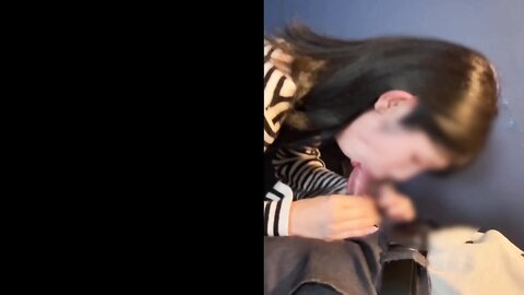 4679057 女教師　喫煙所でフ****zynxzjo* ェラとセックス 糸をひく愛液