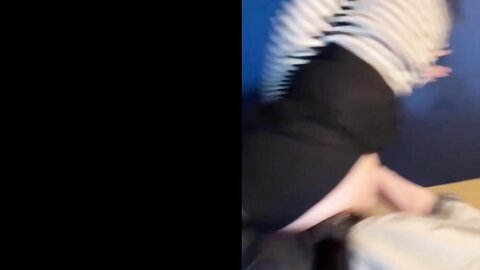 4679057 女教師　喫煙所でフ****zynxzjo* ェラとセックス 糸をひく愛液