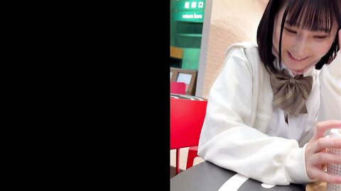 4678049 [The pride of Japan`s "Idol of 2025"" - three consecutive raw Nakadashi without a rubber for 18-year-old beauties of the highest class. Original realistic individual filming for the first time. Limite