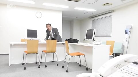 New Office Lady Who Excites Male Employees  Reiko Yamanaka