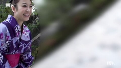 Pick Up A Dog Loving Yukata Beauty While Walking  Rei Sasaki