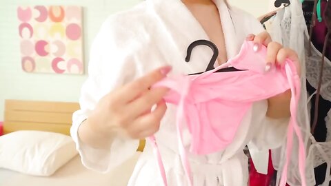 Kiyomiya Toa  The Strongest Gravure Idol Body Reaches The Biggest Orgasm Of Her Life  Scene 3