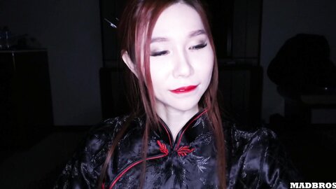 Une Asiatique Aux Gros Seins Nous Invite Encore Pour Se Faire Pilloner