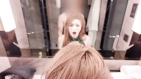 推特60W粉丝网黄潮妹「Kitty」露脸性爱私拍，吉隆坡让我欲火焚身，一堆人约我，不知道打了几次炮