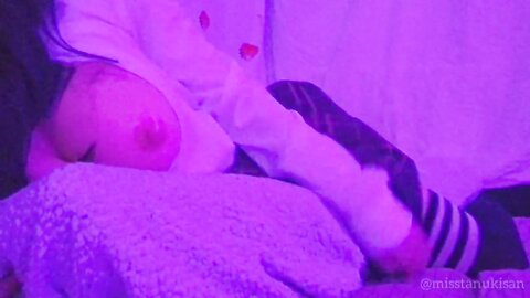 Impregnating My Pillow With Girl Pussy Juice Humping Pillow After Schoo