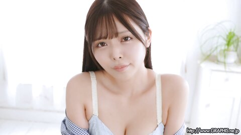 Graphis First Gravure – Asuka Furuya 降矢あすか Clip 1