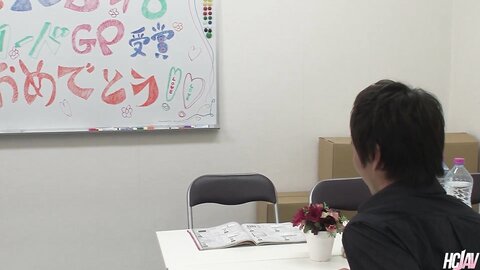 Asian  Ren Loves A Wild Threesome 32