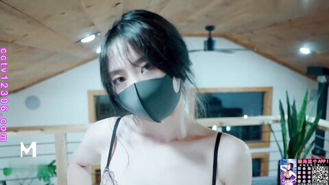 Amateur  A Date In A Wooden House With A Lucky Fan