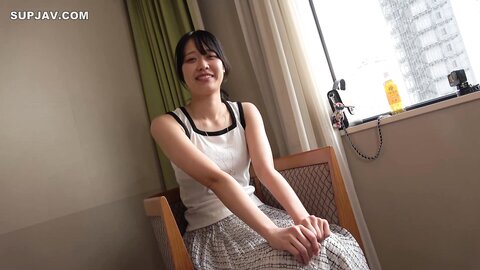 4687503 Exclusive※初回50％(5/31まで)[初撮り/無]****zynxzjo* バレーボールで鍛えた肉体美を全て大開放～ファッションモデル並みの170cm短大生をやりたい放題！！2週間ため込んだキンタマがカラカラになるまで無限発射 /真希