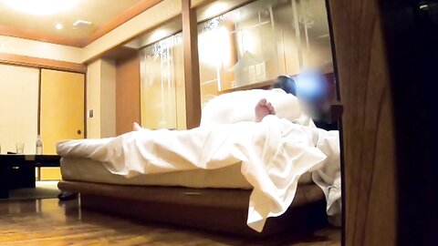 4691260 *[Personal filming]****zynxzjo* [Uncensored] Dirty cock roaring first thing in the morning, a beautiful woman full of cleanliness is called up unprotected, made to take it to the cock immediately and