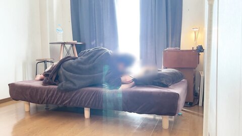 I Didnt Do Anything At Night With A Beautiful Woman Who Came To Stay