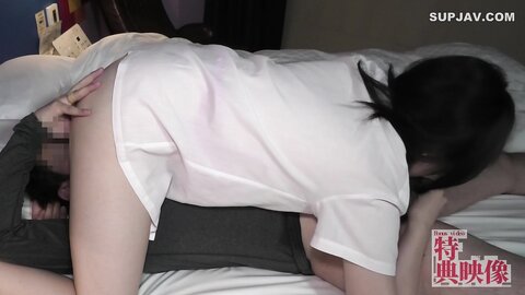 4691146 [Uncensored, completely amateur, Nakadashi, squirting]****zynxzjo* <Completely uncensored, completely amateur, Nakadashi, squirting> Shocking footage of a woman who is weak against push, intense pisto