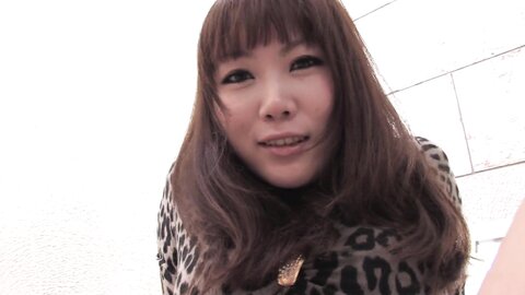 Japanese Naughty Babe Bounces Pussy On A Huge Cock To Asian Porn