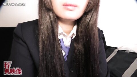 4699937 Exclusive[Limited time offer! 10000pt➡1480pt]****zynxzjo* <Uncensored>She moved to Tokyo from Kansai for a reason. She is a very plain but beautiful big tits E-cup childish face with growing pussy hai