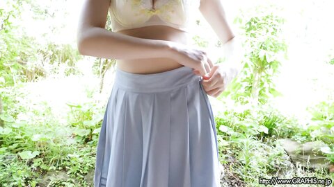 Graphis Gals – Ami Tokita 時田亜美 Naivety Clip 1