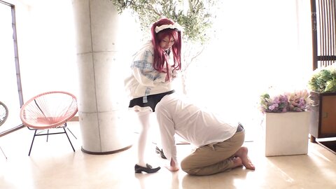 MUKC-104 A Rutting Cosplayer Immersed In An Old Man, Super-sensitive, Mass Incontinence, Peeing, And...