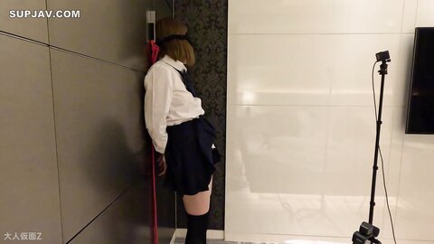 4702739 50%OFF!Nanami(18\)**pzzyxqx*z* Même si elle ne le veut pas, elle est finalement emportée et obligée de faire ce qu`elle veut. Elle est éjaculée au fond de la gorge quand elle suce et ses vêtements son