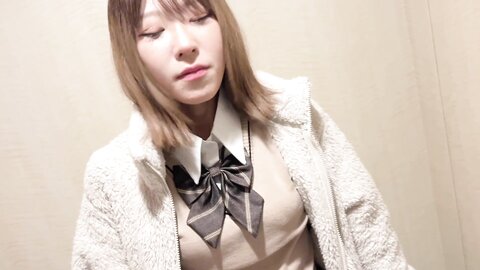 4703414 [人が来てwow!!公衆トイレでブラパンチラ露出フェラチオ]****zynxzjo* ★初撮り★神女★制服★華奢スレンダー美巨乳美脚BODY本物激カワが小**の様に可愛いすぎて唾液たっぷりペロペロ舐める姿も愛くるしくたっぷ