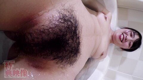 4705044 Exclusive[Uncensored]****zynxzjo* <Sorry for being a slut> Sensitive beautiful tits floating in the bathtub! I`m sorry I`m such a slut... Please fuck me. Please fuck me in the bathtub".