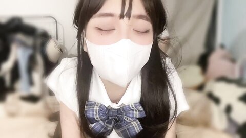 Tiktok Influencer Hooks Up With A Fan And Has Sex At Home