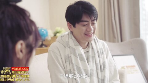 xsjbw011高中生趁家里没人偷叫妹子