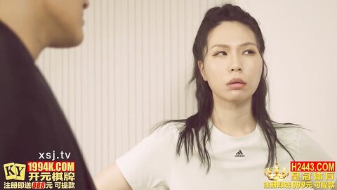 xsjky003踢球踢到赔了身子 0