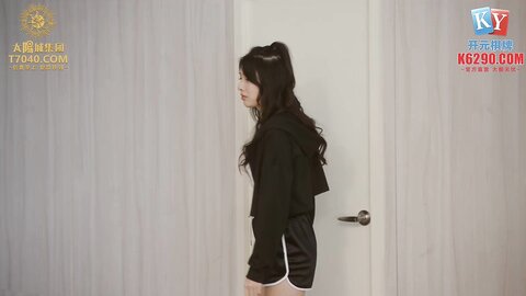 xsjky019用零钱换妹妹的小嫩逼