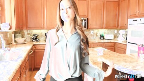 Alexia Anders Lets The Real Estate Agent Deeply Explores Her Private Property