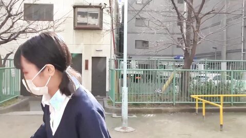 3176596-1 Rin 18 looks like Paruru She begs to be let out inside