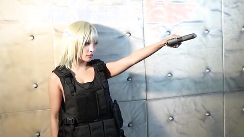 【エガサリ】『ザ・ヒステリックトリガー』とのコラボグラビア！【YM10号】