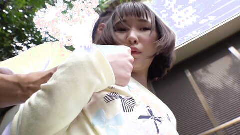 SORA-441 Kana-chan, Kana Yura, An Older Sister Who Offers Her Pussy To Protect Her Little Sister Mana From...