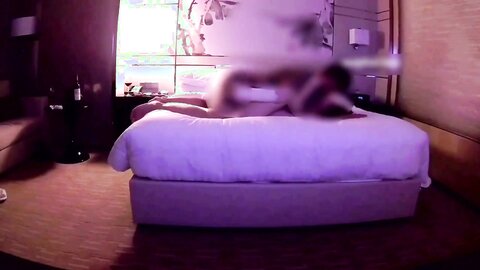 91夯先生002-之细腰翘臀骨折妹子打着石膏被肏“疼吗”“有点但是舒服”