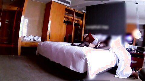 91夯先生012-之调教91年刚破处骚护士“求你，快点”完整版