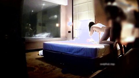 91夯先生014-之出差连续操94年176细腰翘臀长腿大学生完整版