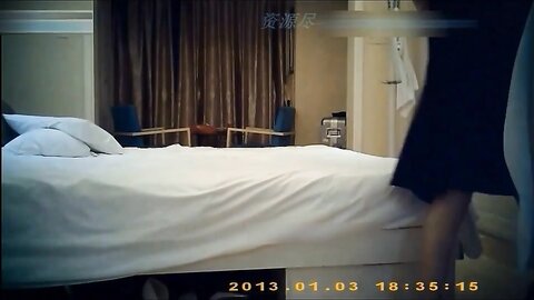 91夯先生050-五星酒店大干某校园178CM超漂亮的大长腿排球校队嫩妹下部晚上干完后早上准备走时又操了一次早课都没赶上！