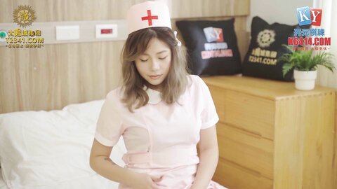 xsjky025在生病女友面前操翻护士小姐
