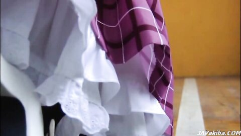 TMAF-009 制服ニーソックス絶対領域