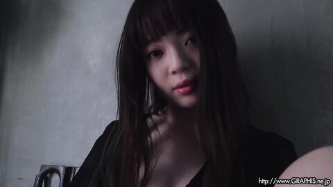 [Graphis] Izuna Maki 槙いずな 『 first gravure 』 MOVIE 01 - 1280x720