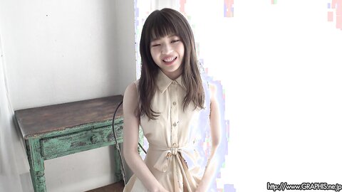[Graphis] Izuna Maki 槙いずな 『 first gravure 』 MOVIE 03 - 1280x720