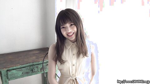 [Graphis] Izuna Maki 槙いずな 『 first gravure 』 MOVIE 03 - 1280x720