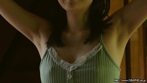 Graphis Gals – Ami Tokita 時田亜美 Naivety Clip 3