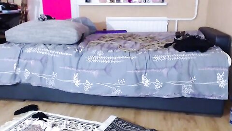Vickypeaches 01 (Bondage, Camgirl)