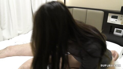 4712392 Exclusive[個撮・痴女妻]****zynxzjo* <出会い系で見つけたドスケベ主婦>非日常な肉食遊戯で杭打ちピストンされザーメン吸い取られちゃいました!!