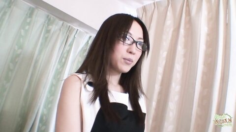 Nerdy Girl Miu Shinohara Moans While Getting Licked And Dicked