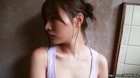 Graphis Gals – Ai Hongo 本郷愛 Emotional Clip 5