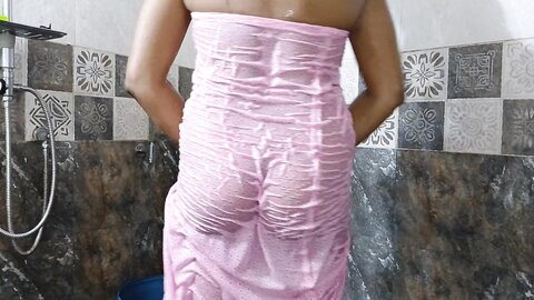 ගමේ නන්ගිය ඇවිත් සැපක් ගන්නව හුත්ත ලෙලි යන්නVillage Girl Solo Fun In Th