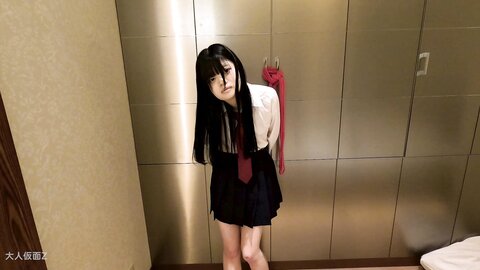 4716749 50% OFF![Amateur first time shooting]****zynxzjo* Manami (18) 158cm45kgC-cup slender chibi is another picture angle video. She is a very attractive and attractive girl, and she has a very nice body an